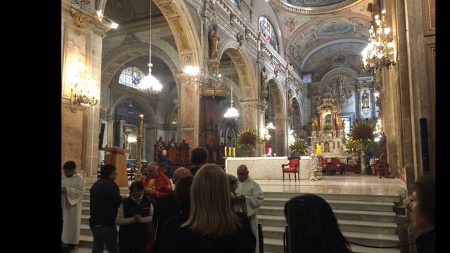 Momentos na Catedral Metropolitana de Santiago/Chile смотреть онлайн