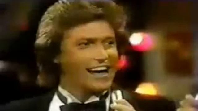 Andy Gibb - Wonderful Andy Moments смотреть онлайн