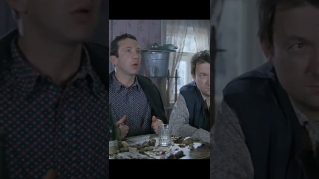 Засекли нас! Я чувствую, я всегда чувствую! Всё, кина не будет, электричество кончилось! смотреть онлайн