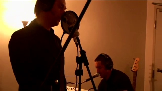 Warm Leatherette - Trent Reznor, Jeordie White, Peter Murphy