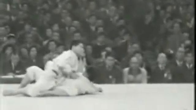 Judo / OS1964 / 80+ kg / 1e ronde: Kiknadze - Niemann смотреть онлайн