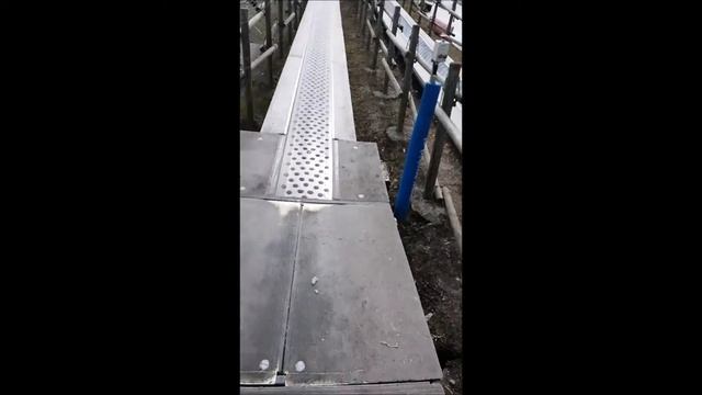 Лыжный склон Лавина. Днепропетровск. Бархатный сезон. 18 марта 2017г. смотреть онлайн