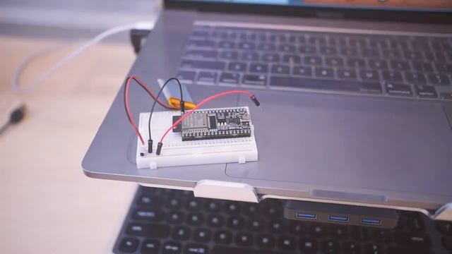 Using Arduino BLE-MIDI Library with ESP32 смотреть онлайн