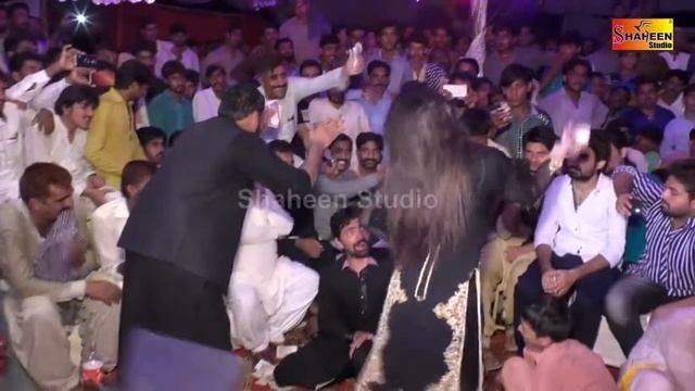 Tere jaye sohnay Nit new mujra (mehak malik) смотреть онлайн