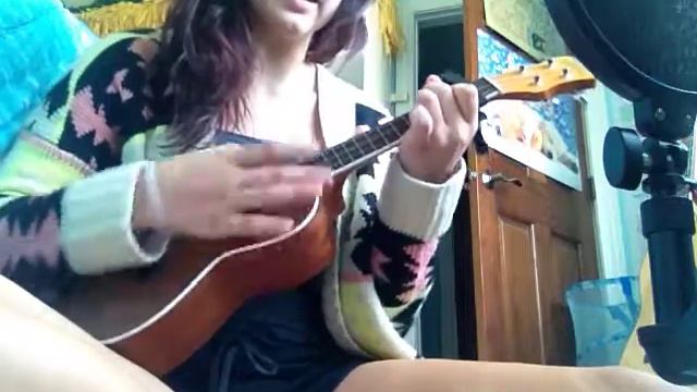 Bright Eyes- First day of my life Ukulele Cover смотреть онлайн