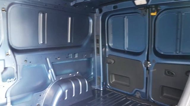 211LPB120 - 2021 Renault Trafic LWB 120 HP Sport Nav 25,215 смотреть онлайн