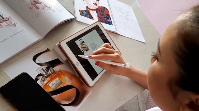 Fashion иллюстрация на IPAD смотреть онлайн