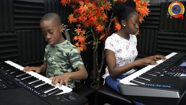 Best Kids Praise and Worship | Piano Medley смотреть онлайн