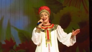 «Околица» исполняют Надежда Яхина и Людмила Весельская