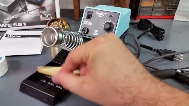 Review of the Weller WES51 Soldering Iron смотреть онлайн