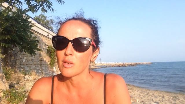 Лягушку на завтрак, слона на обед, на ужин - радость! смотреть онлайн