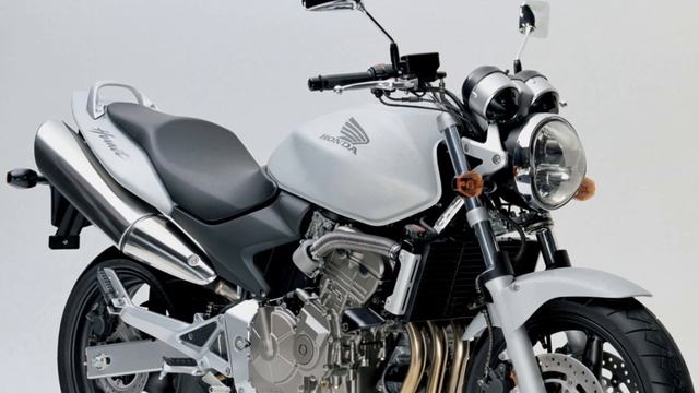 #cb600. Honda CB 600. Поколения и история мотоцикла смотреть онлайн