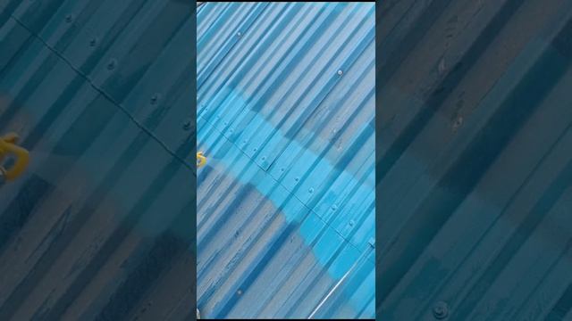 КРЫША ДОМА ДАЛА ТЕЧЬ ? РЕМОНТ КРОВЛИ НЕДОРОГО И ПРОСТО! ЖИДКАЯ КРОВЛЯ ЛКМ СССР ! смотреть онлайн