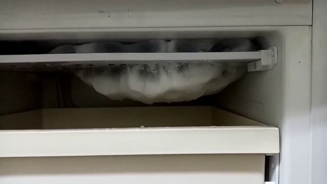 Не морозит холодильник Атлант. смотреть онлайн