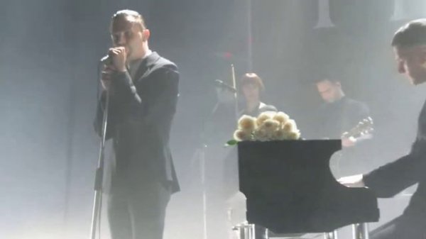 Hurts - Silver Lining 20/9/12