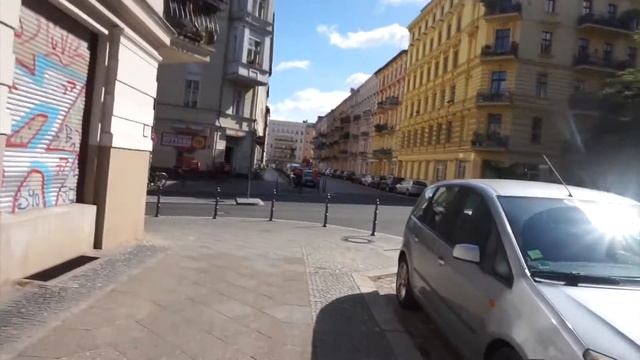 Прогулка по Begrmannkiez, блошиный рынок в Берлине смотреть онлайн