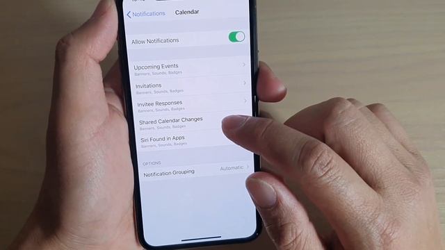 iPhone Pro 11: How to Enable / Disable Calendar Notification Badges смотреть онлайн