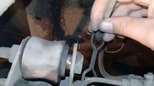 Стук сзади во время езды