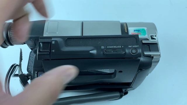 Sony CCD-TRV75 смотреть онлайн