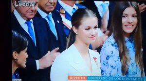 Принцесса Леонор даёт присягу. Leonor jura la Constitución.