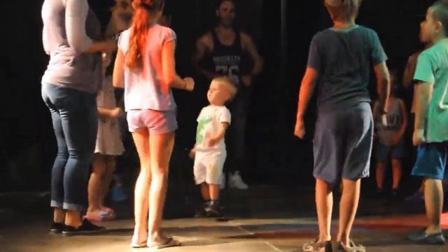 Где лучшие тусовки? У нас в мини клубе!)) смотреть онлайн