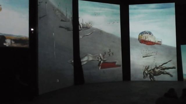 Живые полотна . " ДАЛИ " . Часть I " СЮРРЕАЛИЗМ - ЭТО Я " в ЛЮМЬЕР ХОЛЛ смотреть онлайн