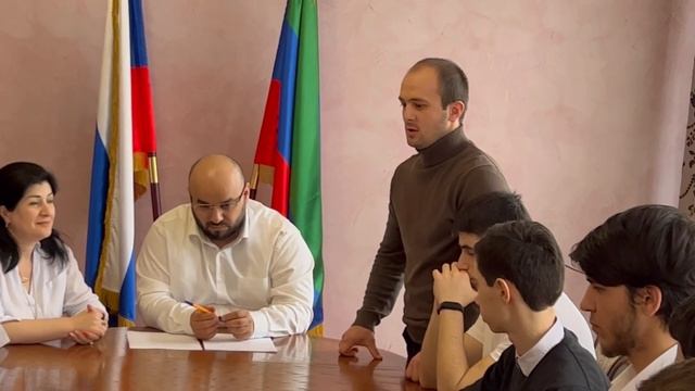 ОТЛИЧНИКИ УЧЕБЫ Г.ЮЖНО-СУХОКУМСК . смотреть онлайн