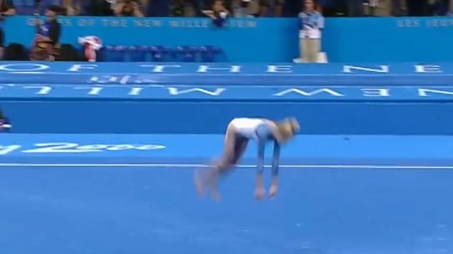Svetlana Khorkina Floor Exercise 2000 Olympic Games Team Finals (Светлана Хоркина 2000) смотреть онлайн