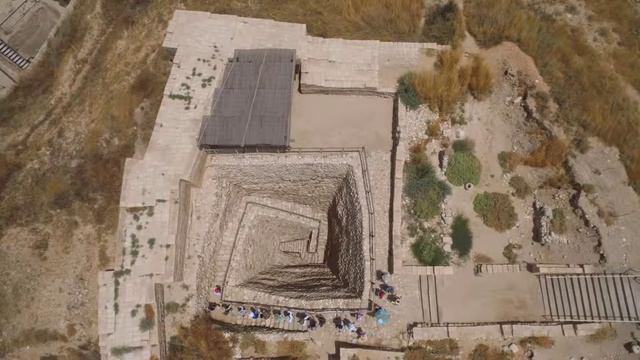 Places to Visit in Israel: Tel Be'er Sheva (Aerial Pictures) смотреть онлайн