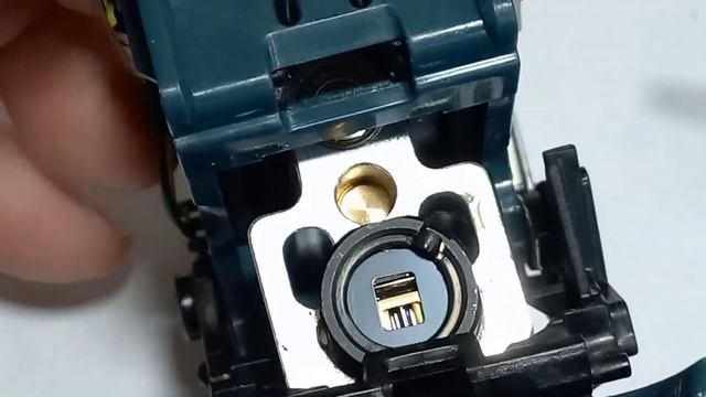 Laser Bosch GLL 2-15G - Conserto - Não está ligando смотреть онлайн