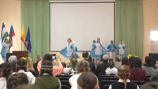 Молодежный фестиваль песни и танца народов Башкортостана «Азамат-2018» смотреть онлайн