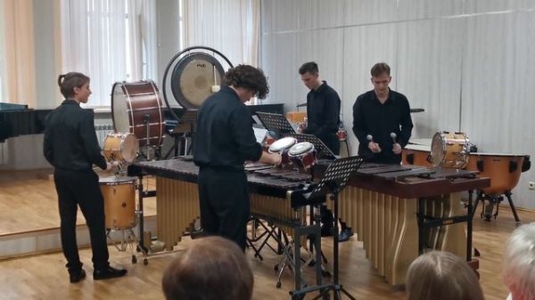 Оуен Клейтон - Фракталия.