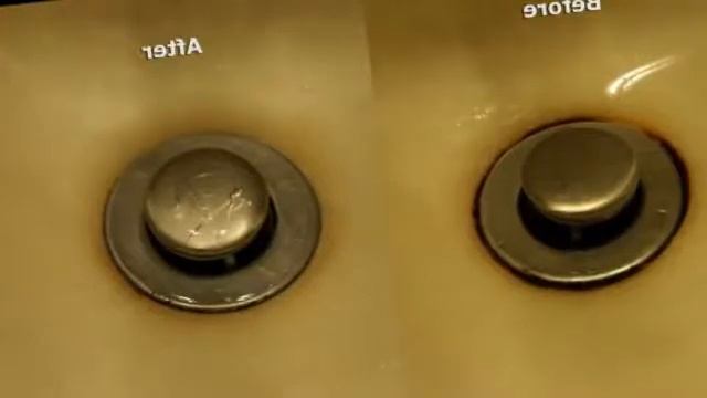 Показываю как правильно убрать ржавчину с раковины смотреть онлайн