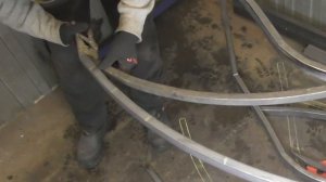 Трубогиб Булат сделал кресло-качалку своими руками!