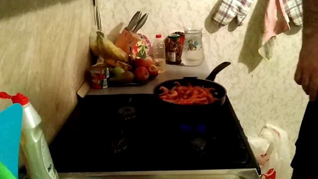 Жареные креветки с пастой Том Ям. смотреть онлайн