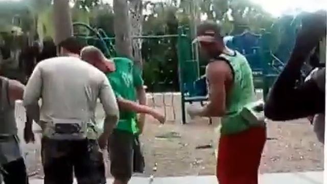 The Melbourne Twerk Team! смотреть онлайн