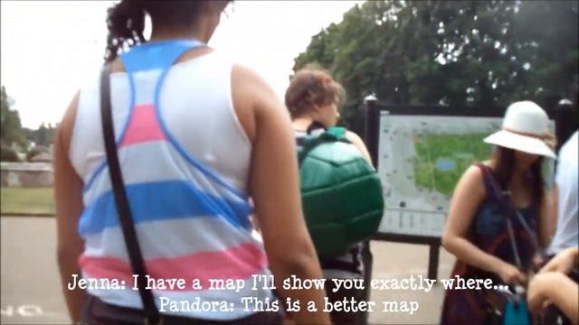 Nerds go to Camden (and Hyde Park) смотреть онлайн