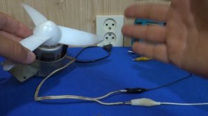 КАК ЭКОНОМИТЬ ЭЛЕКТРИЧЕСТВО С ПОМОЩЬЮ КОНДЕНСАТОРА