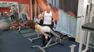 ГИПЕРЭКСТЕНЗИЯ НА Ягодичные.