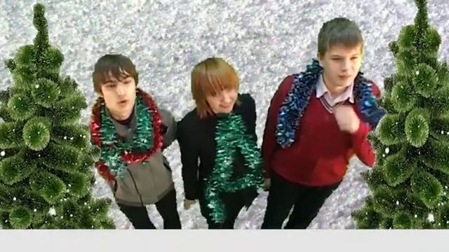 "In forest born the ёлочка..." смотреть онлайн