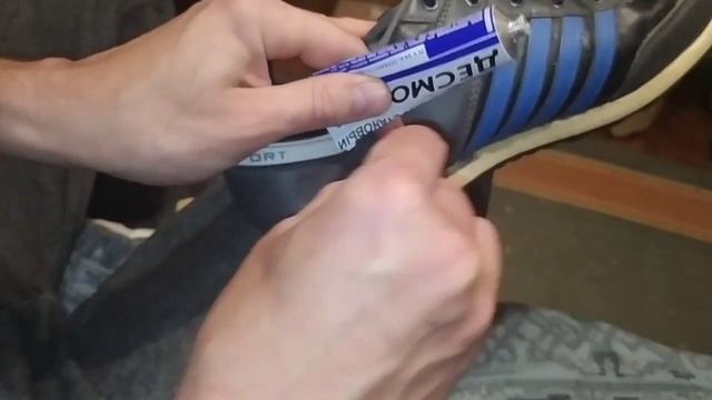 РЕМОНТ ОБУВИ. КАК ПРИКЛЕИТЬ ПОДОШВУ смотреть онлайн