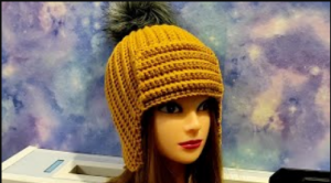 Шапочка с ушками и отворотом крючком.  Шапка поперечным вязанием для начинающих. (720p).mp4