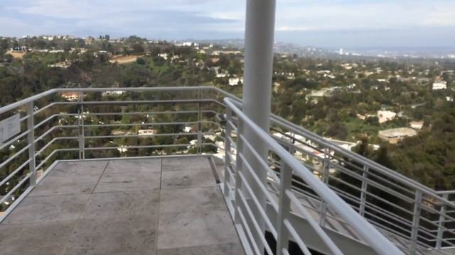 All of the Elevators @ The Getty Museum, Los Angeles, CA смотреть онлайн