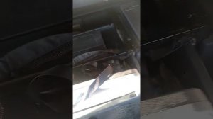 Мерседес Актрос замена тросика ящика халодильника!