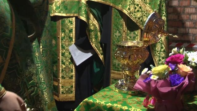 В строящийся храм была принесена частица мощей преподобного Сергия Радонежского смотреть онлайн