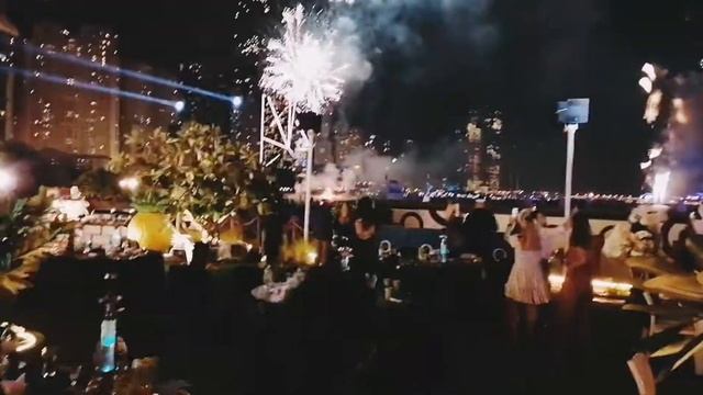 NYE in DUBAI ZERO GRAVITY смотреть онлайн