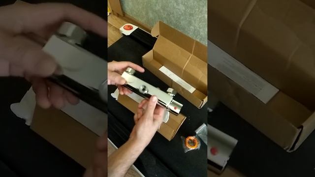 Смеситель с термостатом для ванной