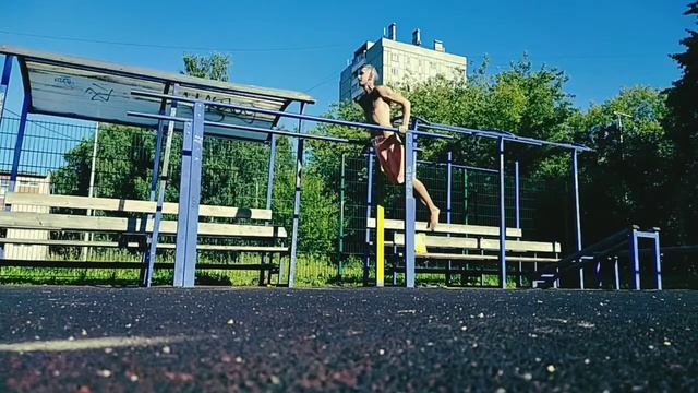 Отжимания на брусьях за 1 подход ? смотреть онлайн