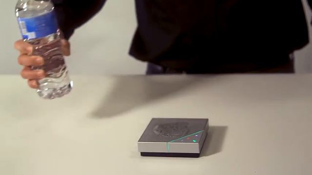 Polycom VoxBox: prova di resistenza all'acqua смотреть онлайн
