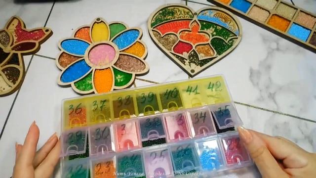 ОБЗОР ЧЕШСКОГО БИСЕРА ВЫШИВКИ "КАЗАК С КАЗАЧКОЙ 2" // ОТТЕНКИ ЗЕЛЕНОГО // ВЫПУСК -2 смотреть онлайн